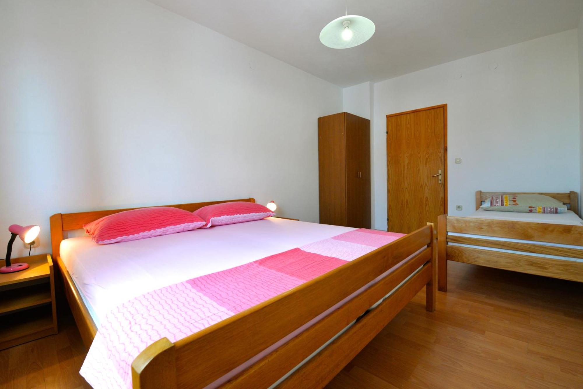 Apartments Goranka Murter Buitenkant foto