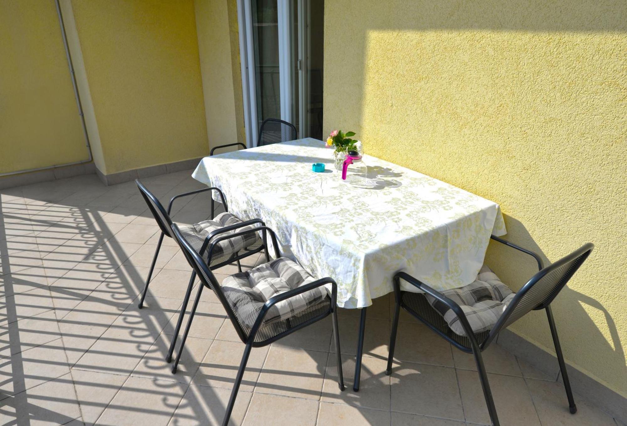 Apartments Goranka Murter Buitenkant foto